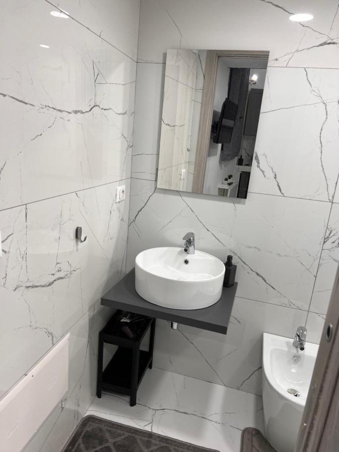Appartamento La New House Di Seby Aeroporto di Catania Fontana Rossa Esterno foto